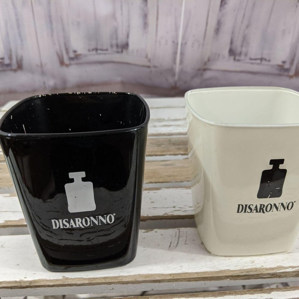 Disaronno‎ liquor glass square barware cocktail dec